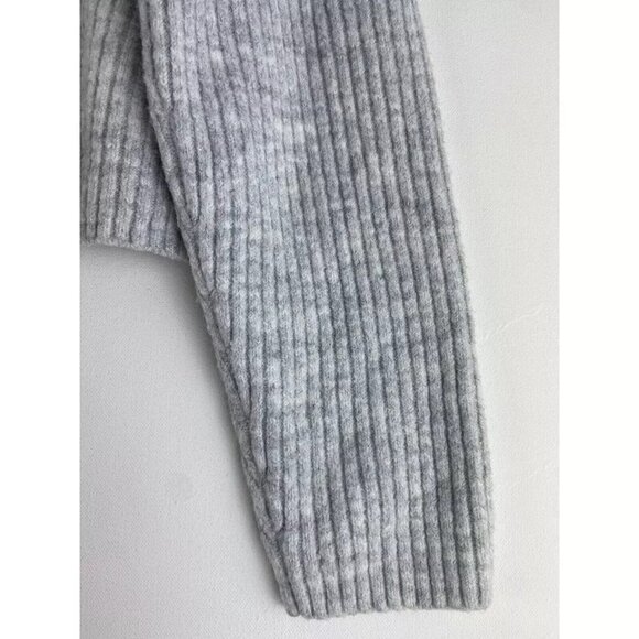 Victoria’s Secret PINK Cropped Sweater - Picture 4 of 4